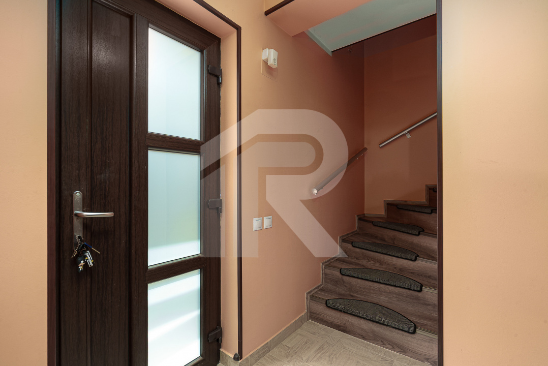  VIDRA – COMPLEX DEALUL VERDE, DUPLEX 100 MP, LOT 250 MP!
