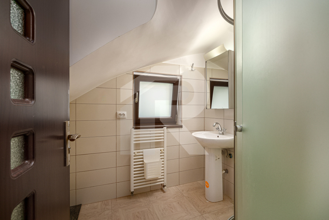  VIDRA – COMPLEX DEALUL VERDE, DUPLEX 100 MP, LOT 250 MP!