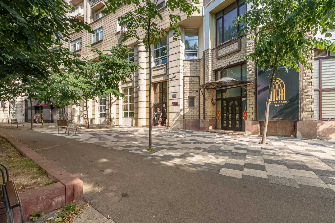 Singurul apartament de vanzare de acest tip - in Piata Alba Iulia