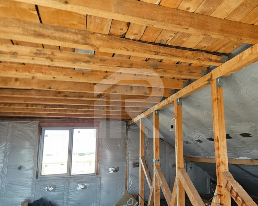 VIDRA – COMPLEX DEALUL VERDE, DUPLEX 90 MP, LOT 300 MP!