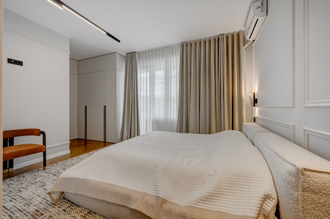 13 SEPTEMBRIE-URANUS, 3 CAMERE 140 MP, ETAJ 7, PANORAMA!