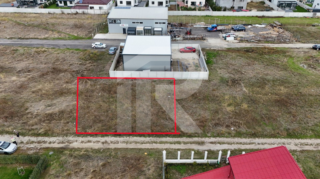 VIDRA – TEREN 300 MP, INTRAVILAN CONSTRUIBIL, ACCES CATRE LAC! 