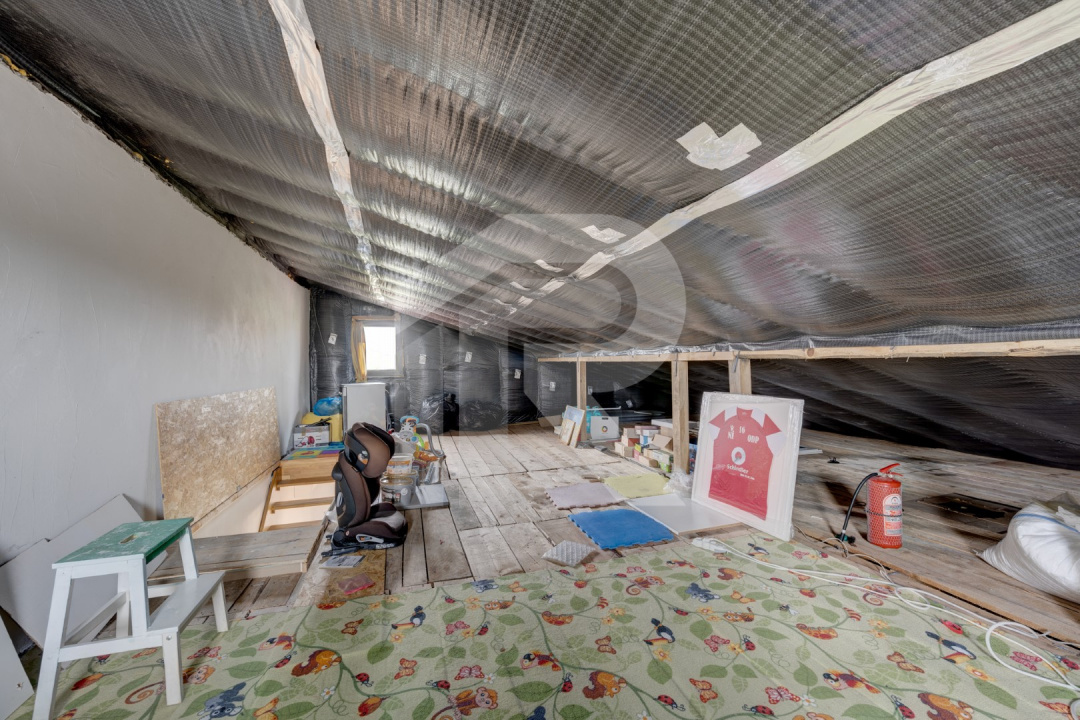 VIDRA – COMPLEX DEALUL VERDE, DUPLEX 80 MP, LOT 235 MP!