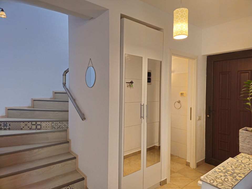 VIDRA – COMPLEX DEALUL VERDE, CASA 4 CAMERE, 135MP Utili!