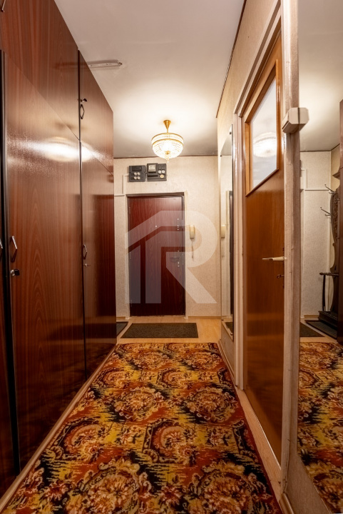 VASILE CONTA 3 CAMERE 75 MP 1982 