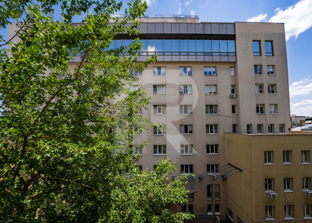 VASILE CONTA 3 CAMERE 75 MP 1982 