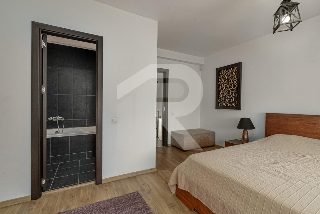 APĂRĂTORII PATRIEI – CASA CU 3 CAMERE, 3 BĂI, CURTE, LOC PARCARE