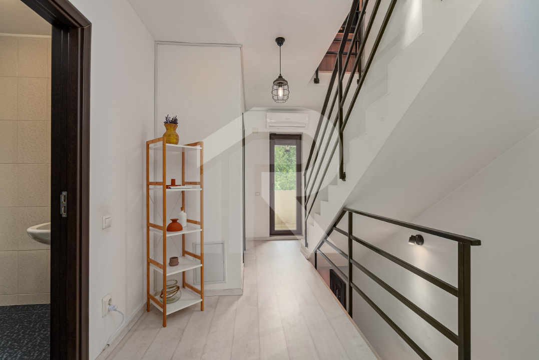 APĂRĂTORII PATRIEI – CASA CU 3 CAMERE, 3 BĂI, CURTE, LOC PARCARE