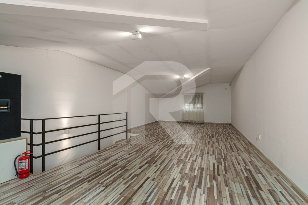 APĂRĂTORII PATRIEI – CASA CU 3 CAMERE, 3 BĂI, CURTE, LOC PARCARE