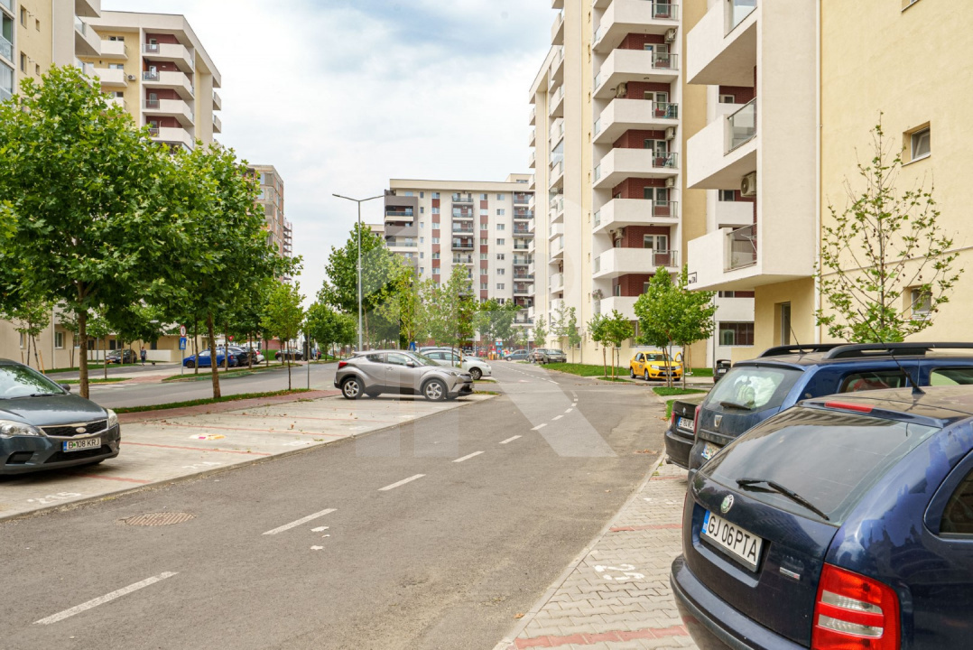 BERCENI / GRAND KRISTAL – 3 CAMERE, 93 MP TOTALI, ETAJ 9/11, LOC PARCARE