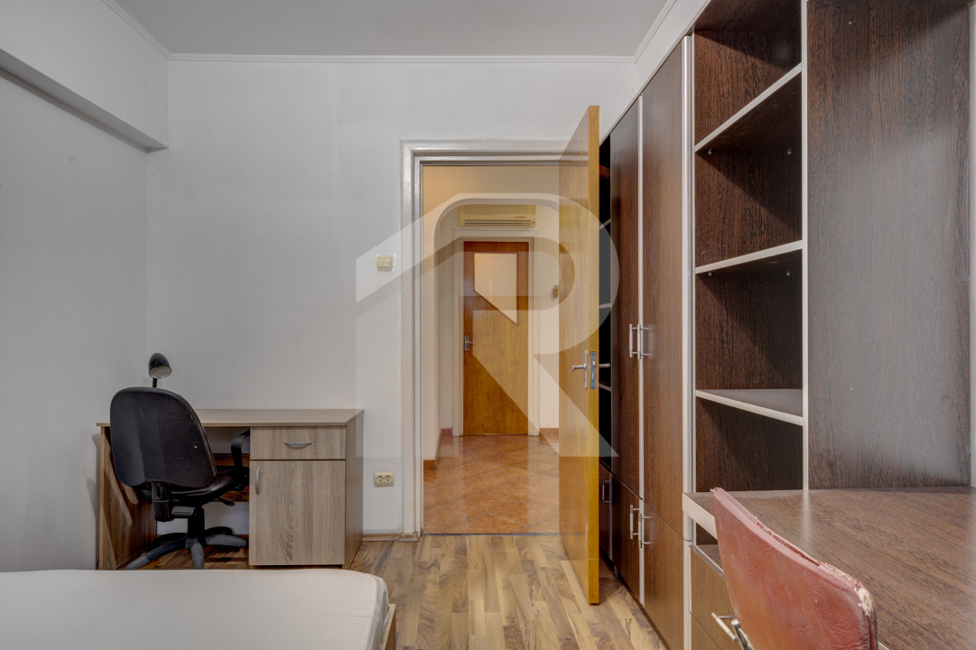 BERCENI – PIAȚA REȘIȚA, 3 CAMERE, 73 MP TOTAL, CENTRALA PROPRIE, LOC PARCARE!