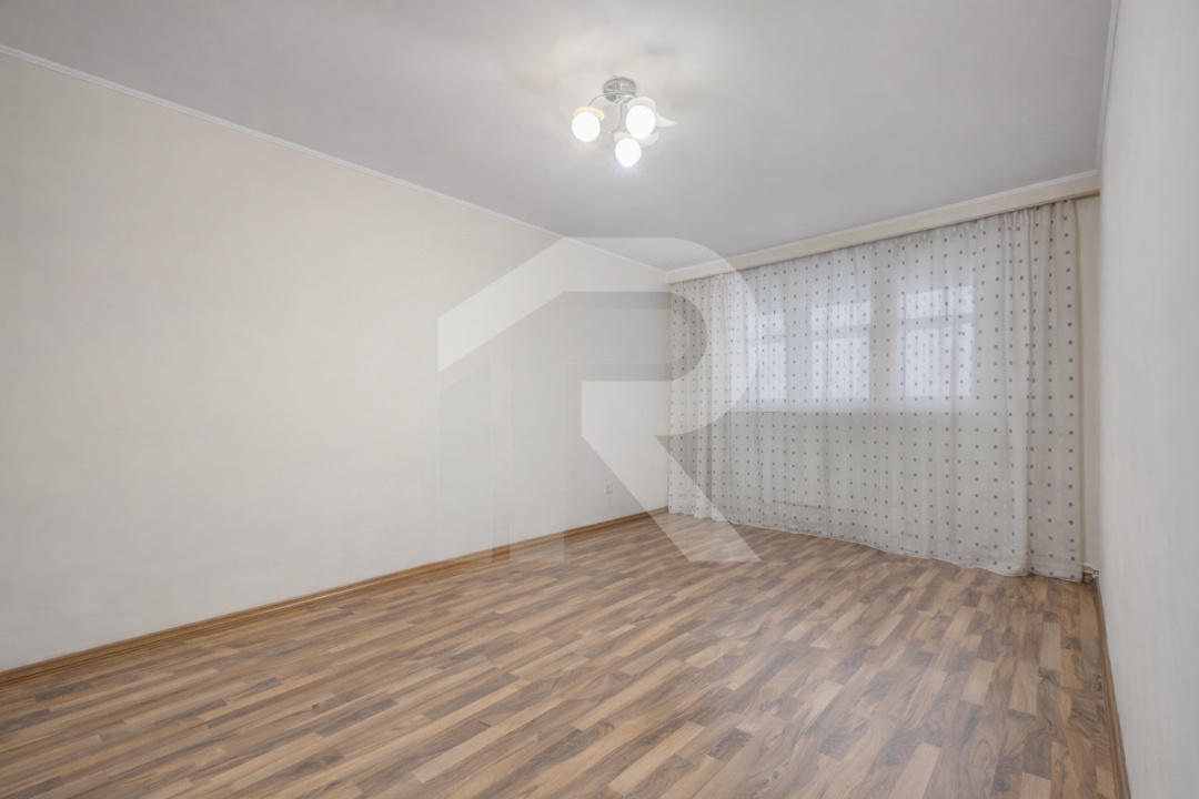 BERCENI – PIAȚA REȘIȚA, 3 CAMERE, 73 MP TOTAL, CENTRALA PROPRIE, LOC PARCARE!