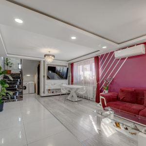 BERCENI – MACULUI, CASA 112 MP UTILI +POD 40MP, LOT 320 MP!