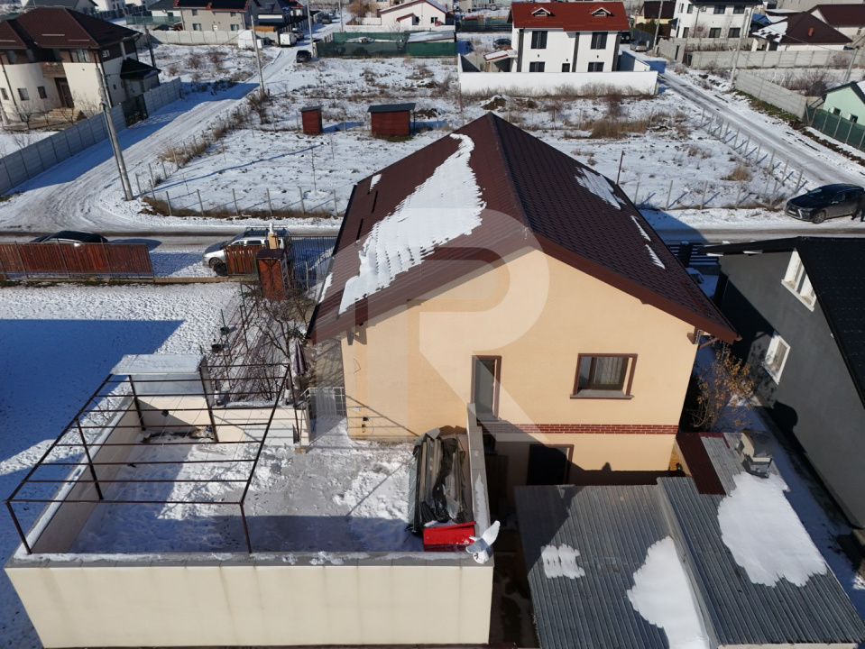 BERCENI – MACULUI, CASA 112 MP UTILI +POD 40MP, LOT 320 MP!