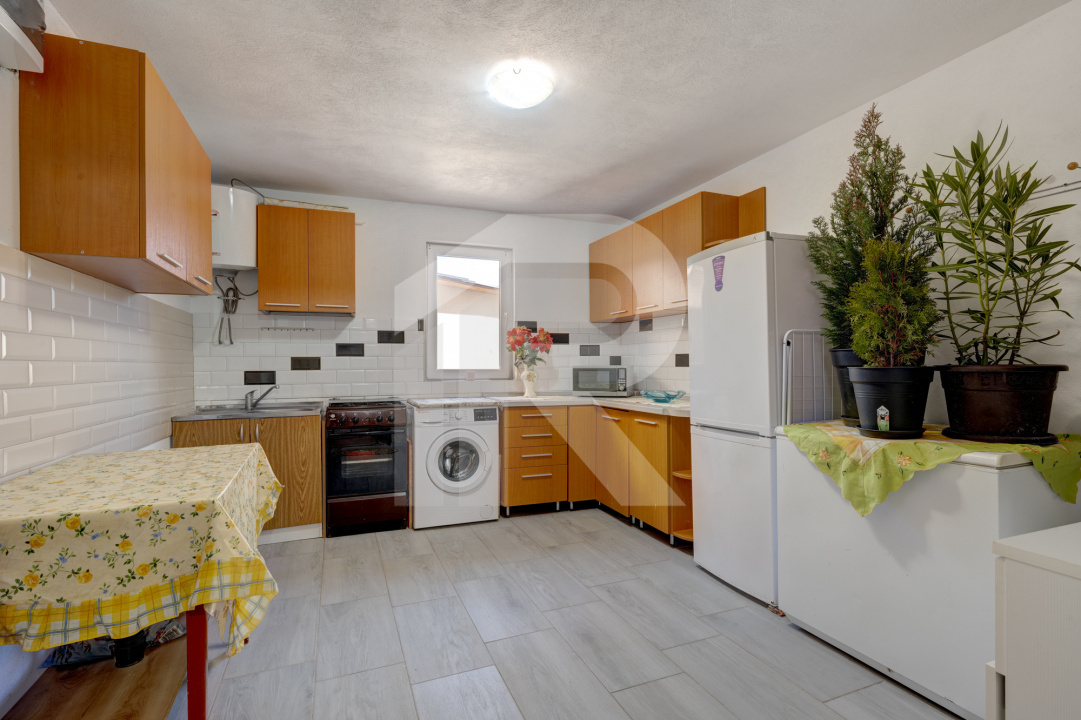 CASA 5 CAMERE | 115 MP UTILI + POD 40 MP | LOT 320 MP | BERCENI